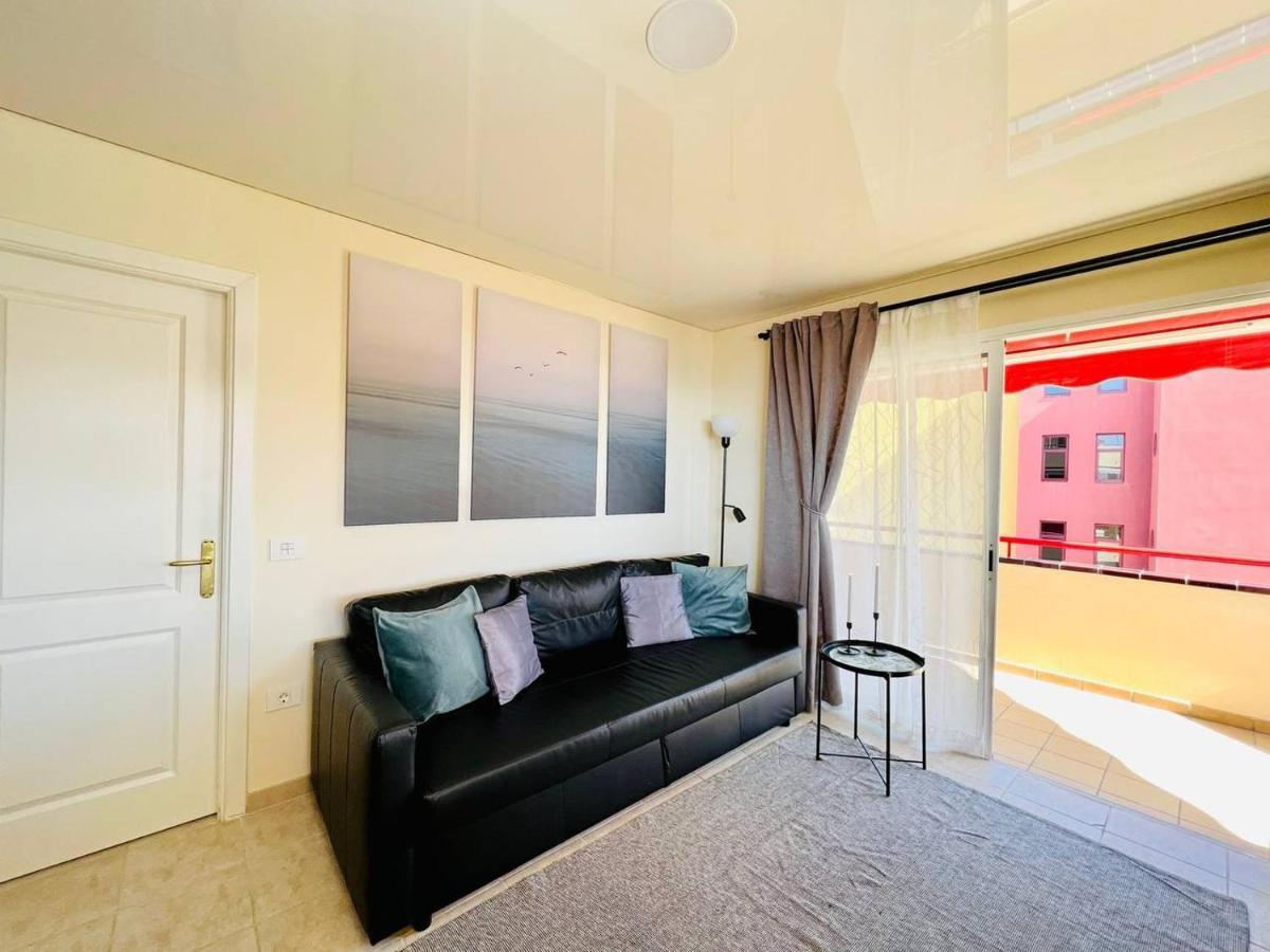 Cozy Beachfront Flat With Pool & Panoramic Sea View Terrace Apartment Puerto de Santiago  Exterior photo